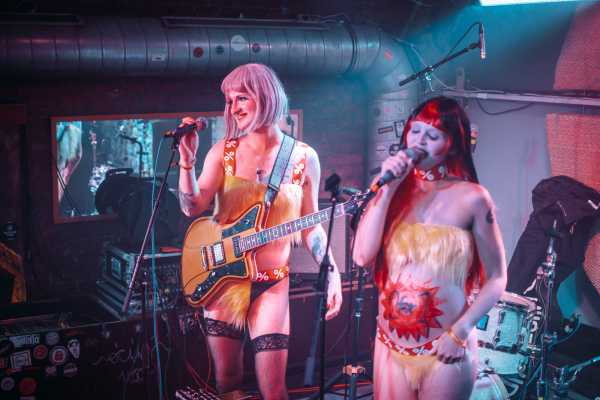 Bild von Ängel (SE)
Loop
Hannah Tögel | www.isorauschen.at
Saturday