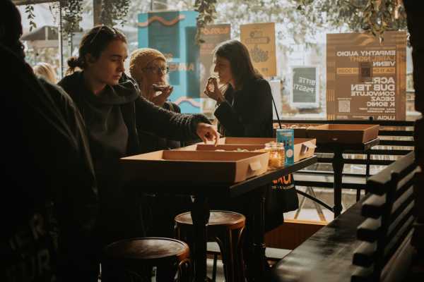 Bild von Austrian Heartbeats Reception
Lucia
Hannah Tögel | www.isorauschen.at
Saturday