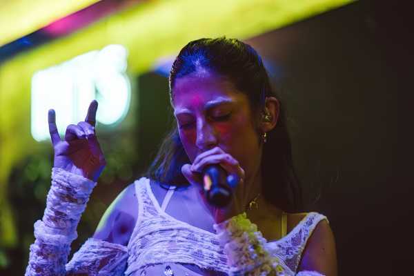 Bild von Admire (ES)
coco
Klaus Zwinger
Saturday