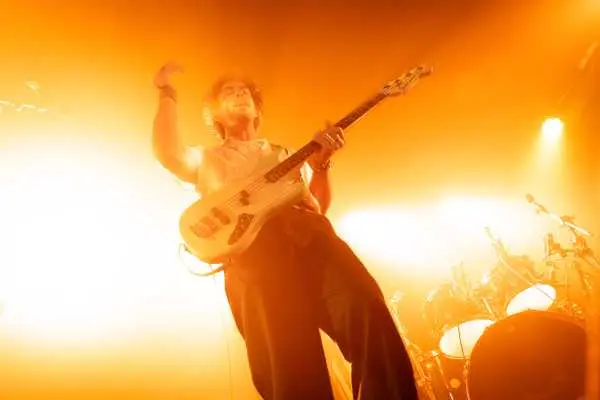 Bild von Anoraak (FR)
Loft Main Floor
Emanuel Ullmann | www.emifoto.com
Friday