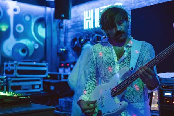 Bild von Boviy (DE)
coco
Klaus Zwinger
Saturday