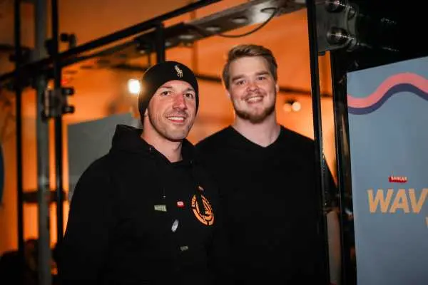 Bild von Crowd
Crowd
Alexander Galler | www.isorauschen.at
Friday