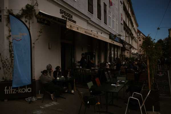 Bild von Crowd
Crowd
Alexander Galler | www.isorauschen.at
Saturday