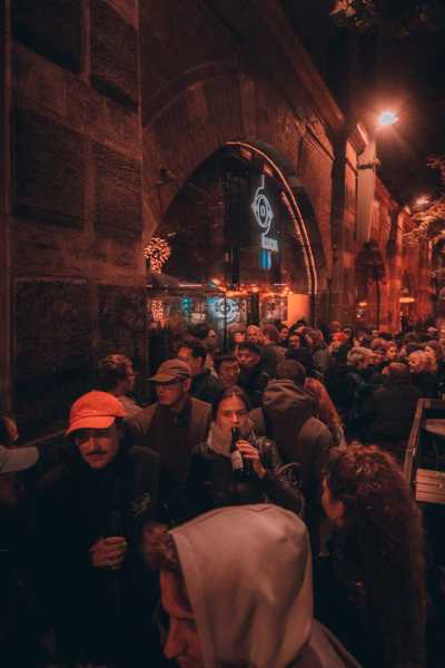 Bild von Crowd
Crowd
Hannah Tögel | www.isorauschen.at
Saturday