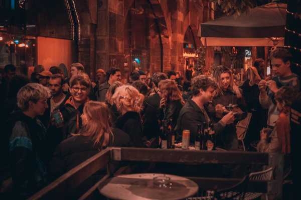 Bild von Crowd
Crowd
Hannah Tögel | www.isorauschen.at
Saturday