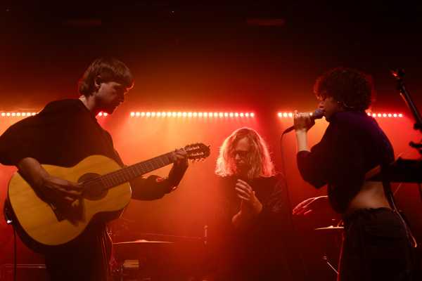 Bild von Ão (BE)
Lucia
Anastasiia Yakovenko
Thursday