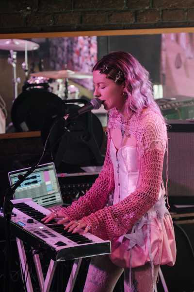 Bild von Fraeulein Astrid (AT)
Loop
Schwarzer Juice
Friday