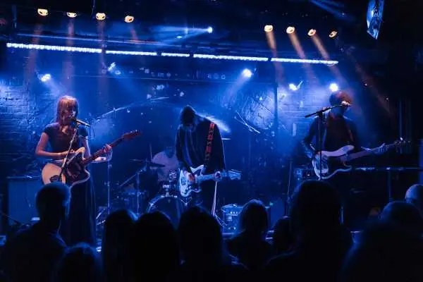 Bild von Glazyhaze (IT)
Chelsea
Schwarzer Juice
Saturday