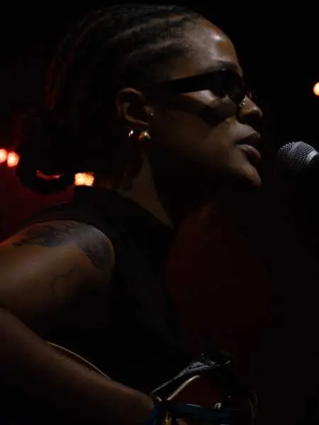 Bild von Adjua (UK)
Lucia
Theresa Galavics
Saturday