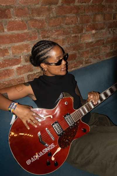 Bild von Adjua (UK)
Lucia
Theresa Galavics
Saturday