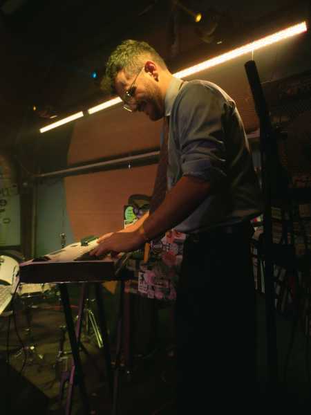 Bild von Bro
Loop
Theresa Galavics
Saturday