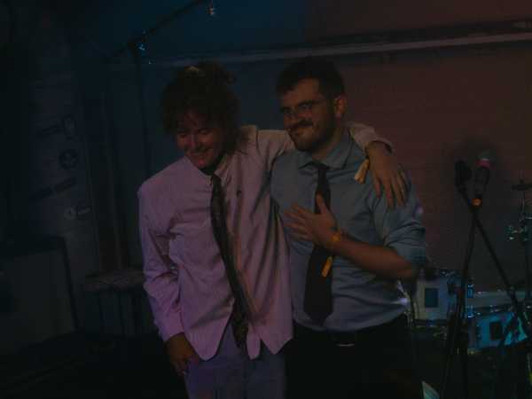 Bild von Bro
Loop
Theresa Galavics
Saturday