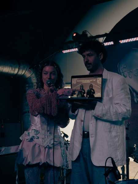 Bild von Fraeulein Astrid (AT)
Loop
Theresa Galavics
Saturday