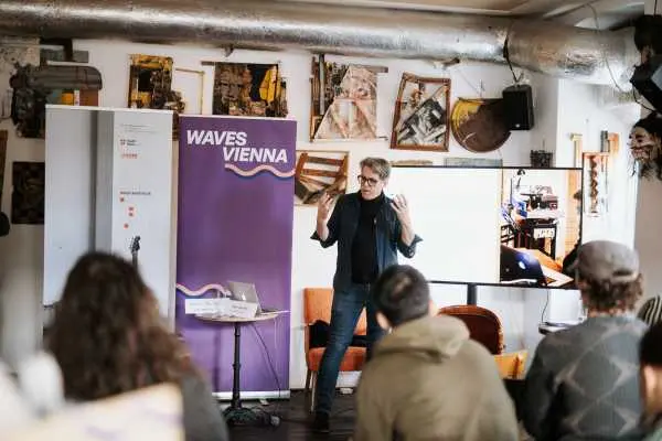 Bild von Austrovinyl Workshop
Fania Bar
Alexander Galler | www.isorauschen.at
Thursday