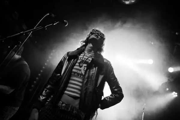 Bild von Beaks (XA) (AT)
B72
Alexander Galler | www.isorauschen.at
Thursday