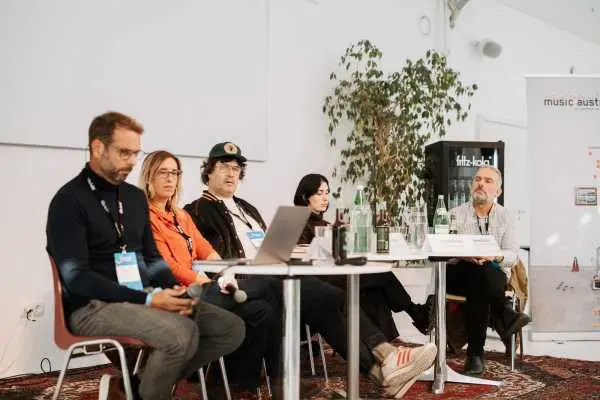 Bild von Focus on Spain
Brunnenpassage
Alexander Galler | www.isorauschen.at
Thursday