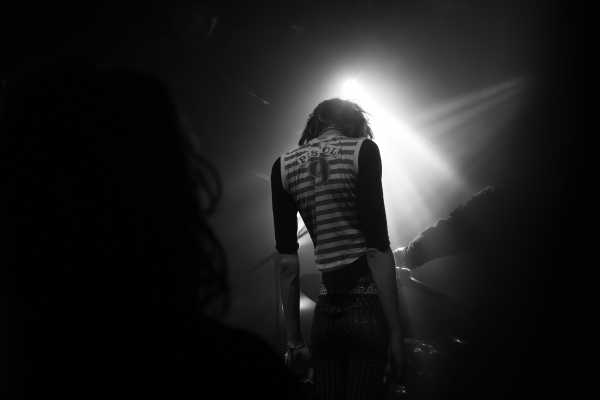 Bild von Beaks (XA) (AT)
B72
Emanuel Ullmann | www.emifoto.com
Thursday