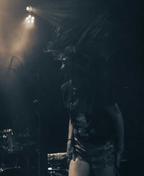 Bild von Indoor Foxes (UK)
B72
Theresa Galavics
Thursday