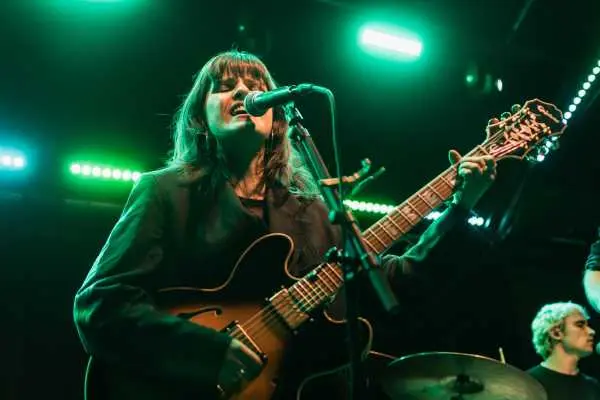 Bild von Filiah (XA) (AT)
Lucia
Hannah Tögel | www.isorauschen.at
Friday