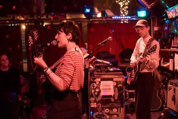 Bild von Flora Hibberd (FR)
Fanialive
Hannah Tögel | www.isorauschen.at
Friday