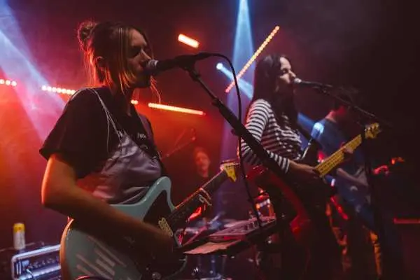 Bild von Alles Exhausted (AT)
Lucia
Klaus Zwinger
Friday