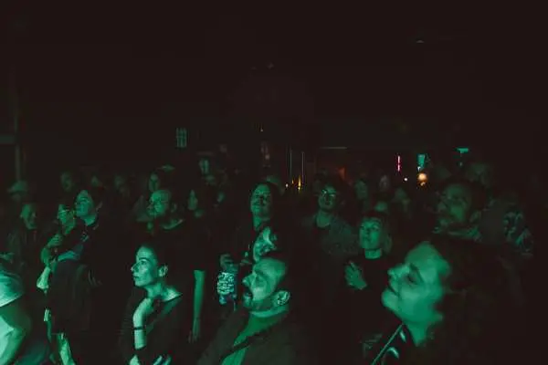 Bild von Alles Exhausted (AT)
Lucia
Klaus Zwinger
Friday