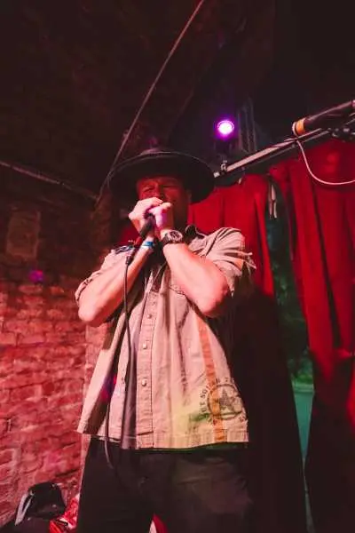 Bild von Christina Mantias (SK)
Fanialive
Klaus Zwinger
Friday