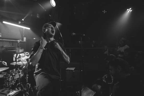 Bild von Ende (AT)
Loop
Klaus Zwinger
Friday