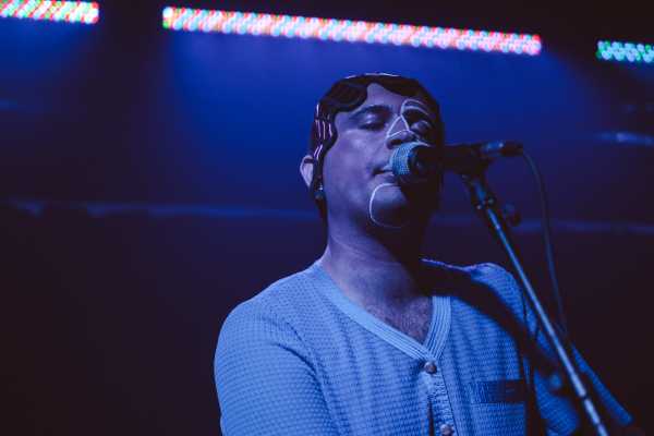 Bild von Garcia Picasso (ES)
Kramladen
Klaus Zwinger
Friday