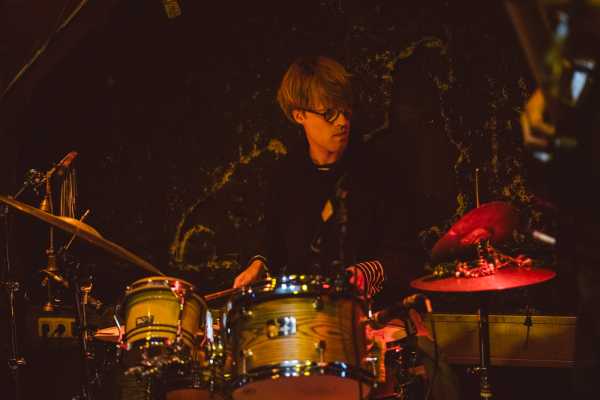 Bild von GB (DK)
rhiz
Klaus Zwinger
Friday