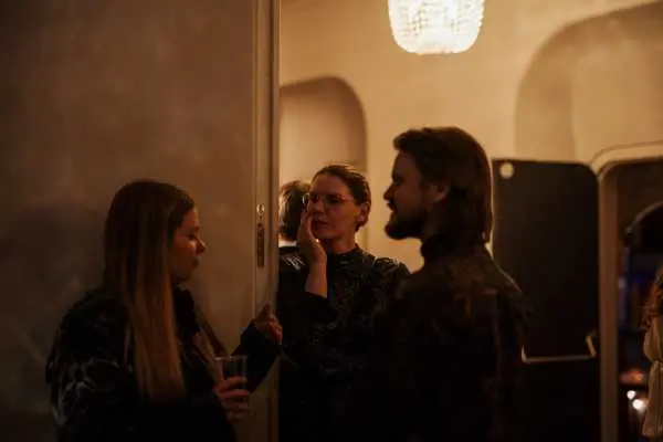 Bild von Crowd
Volkstheater
Alexander Galler | www.isorauschen.at
Wednesday