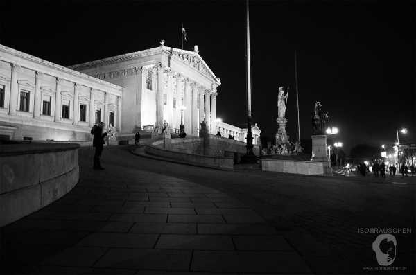 Bild von Zwischen Farbe und Schwarzweiß