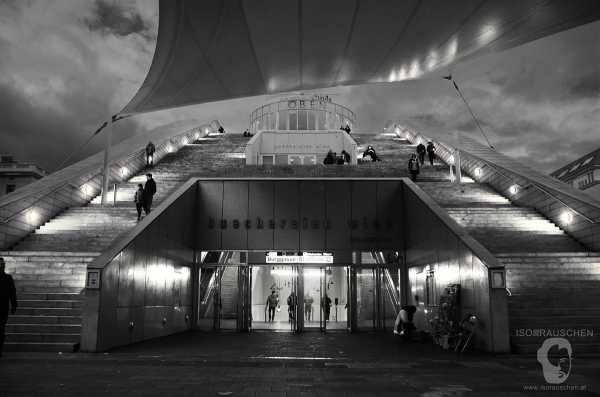 Bild von Zwischen Farbe und Schwarzweiß